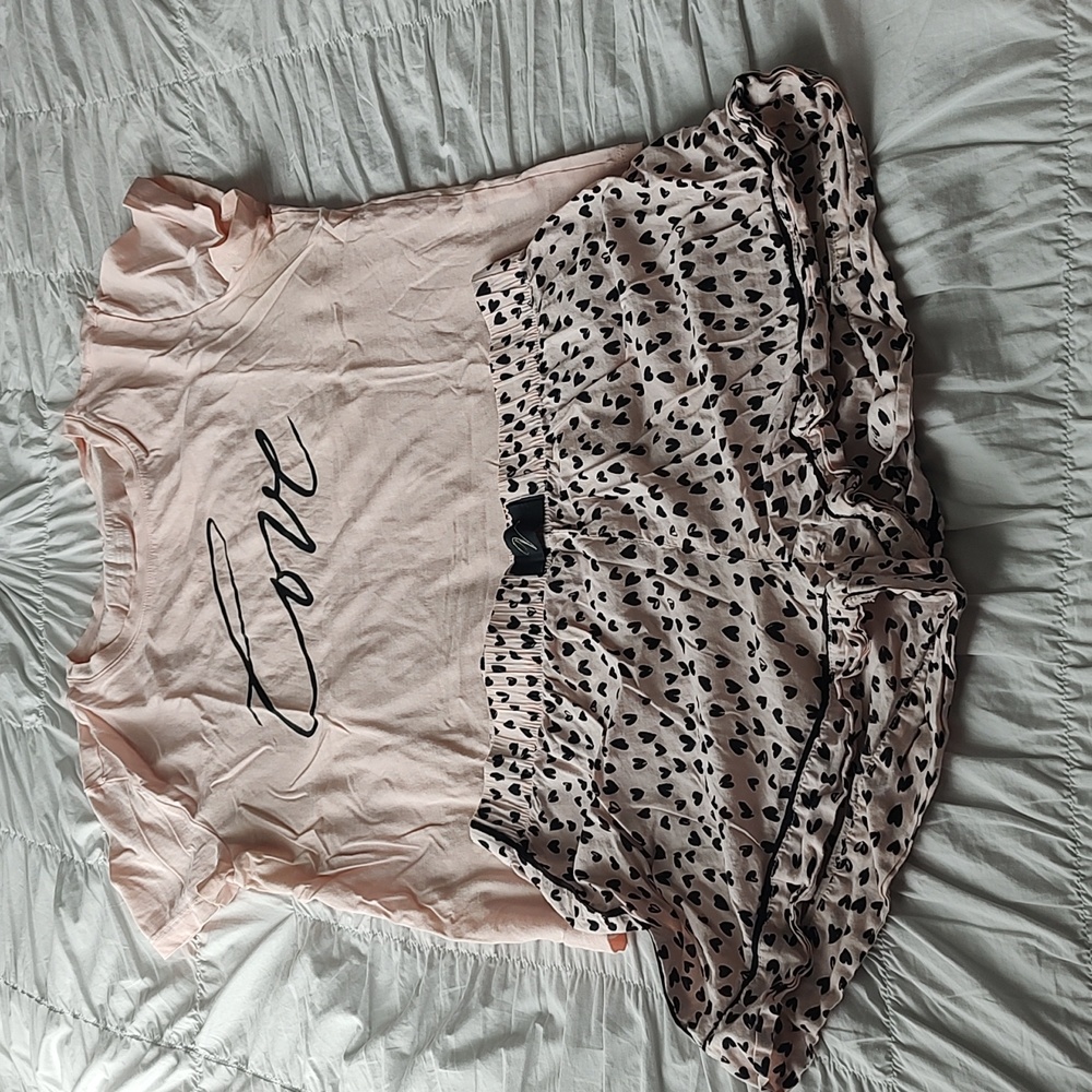 Victoria's secret black and pink heart pajama set size XS